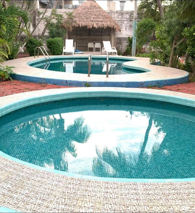 Hotel Hermanos Aguilar Cozumel Exteriör bild